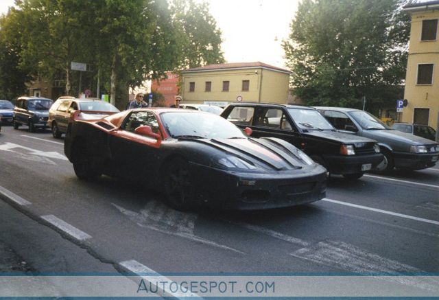 Gespot in de archieven: prototype voor de Ferrari 360 Modena