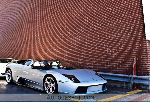 Gespot: fraaie Lamborghini Murciélago Roadster in Beverly Hills