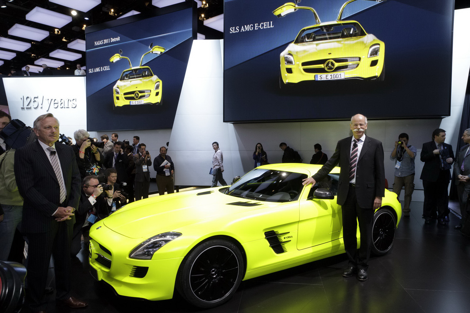 Detroit 2011: productie Mercedes-Benz SLS AMG E-Cell bevestigd