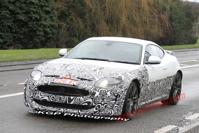 Spyshots: snellere versie Jaguar XK-R?