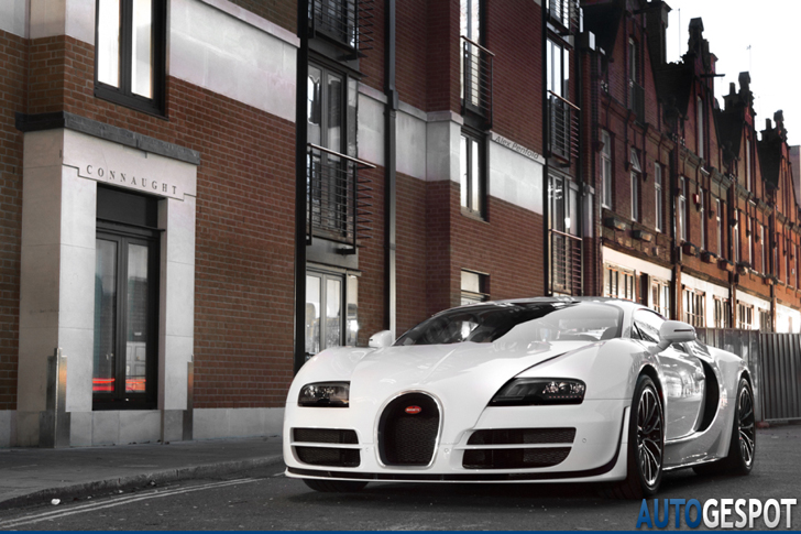 Spot van de dag: hippe Bugatti Veyron 16.4 Super Sport