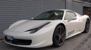Filmpje: Ferrari 458 Spider gaat los op het Monza circuit! 