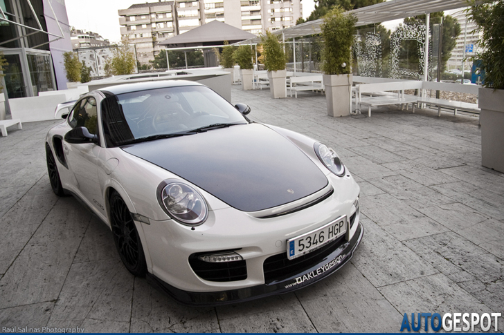 Tuning topspot: Porsche 997 GT2 RS Oakley Design in Madrid
