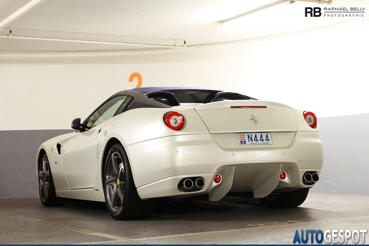 Spot van de dag: Ferrari SA Aperta