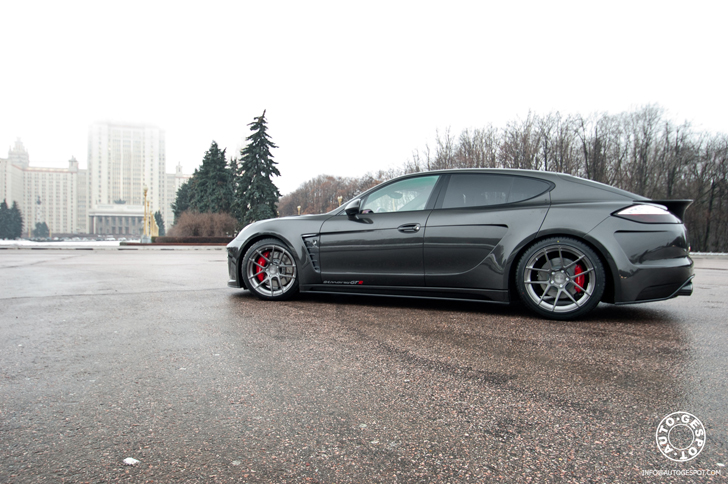 Moskou 2011: reportage TopCar Stingray GTR