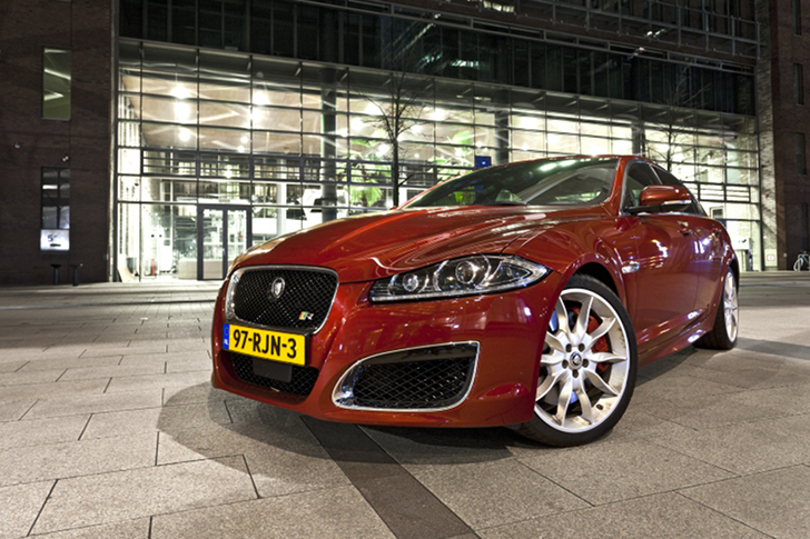 Gereden: Jaguar XF-R