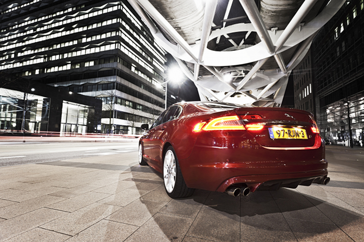 Gereden: Jaguar XF-R