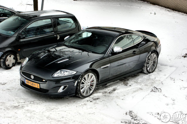 Spot van de dag: Jaguar XKR 2012