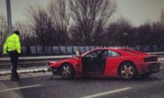 Accidente de un Ferrari 348 TB en una autopista de Holanda