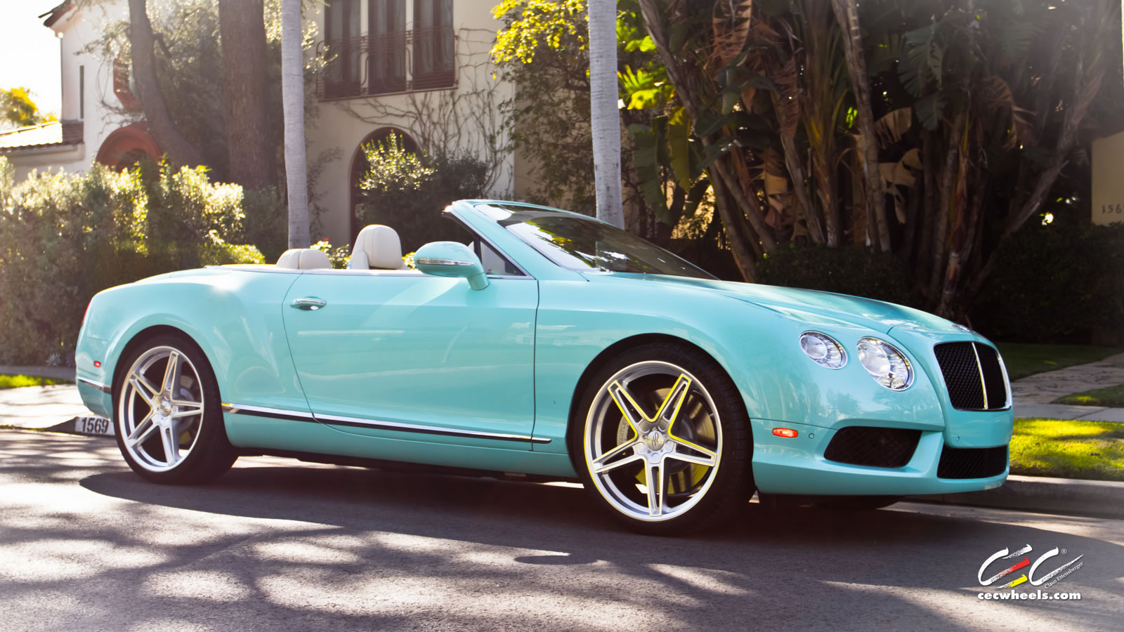 Zomers gekleurd: Bentley Continental GTC V8 