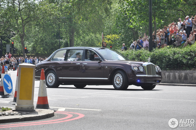 A Royal Ride: Koningin Elizabeth II gespot!