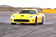 Quemando rueda con un Corvette ZR1 y un SRT Viper!