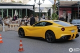 Avvistata una Ferrari F12 Berlinetta gialla a Monaco!