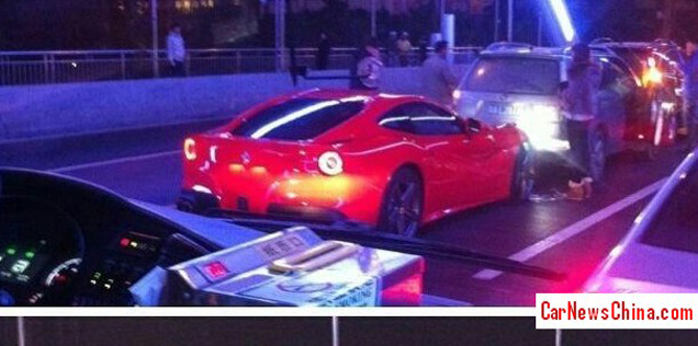 Eerste Ferrari F12berlinetta met schade is een feit!