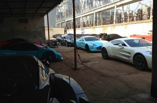China is doing well: three Aston Martin One-77's spotted!