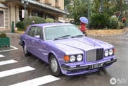 Avistado un Bentley Turbo R morado