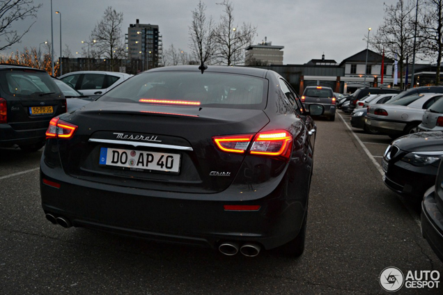 Spot van de dag: Maserati Ghibli 2013
