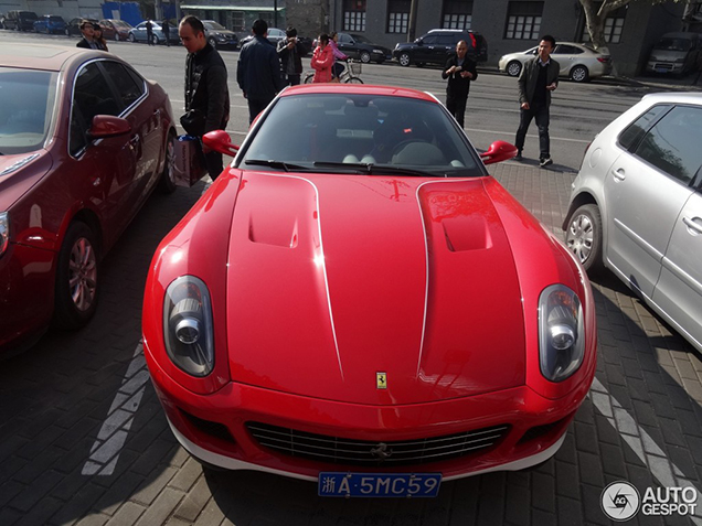 Chinees kiest voor Ferrari 150° Italia Livery op Ferrari 599 GTB 60F1