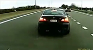 Un conducente BMW M3 che deve mantenere la calma