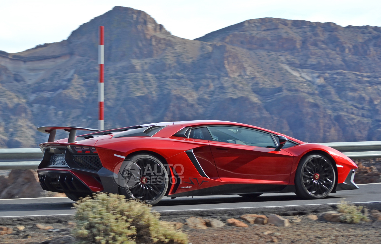 Dit is de Lamborghini Aventador Super Veloce!