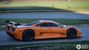赛车血统的公路合法超跑: Mosler MT900S