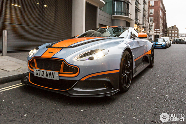 Aston Martin Vantage GT12 in hartje Londen