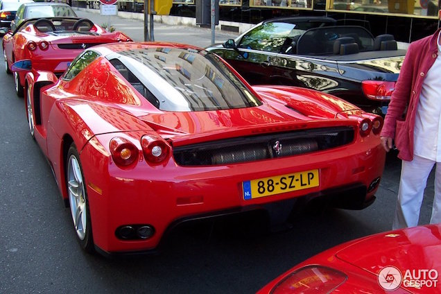 Nederlandse Ferrari Enzo Ferrari gespot in Berlijn