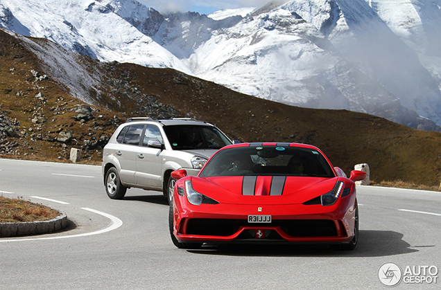 Ferrari 458 Speciale gespot op bergpas