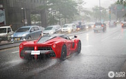 Ferrari LaFerrari defies the rain