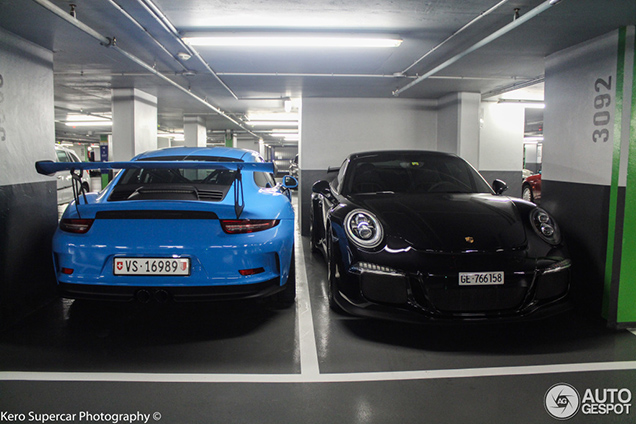 Gespot: babyblauwe Porsche 991 GT3 RS