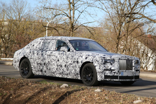 Rolls-Royce Phantom spyshots met vernieuwd design