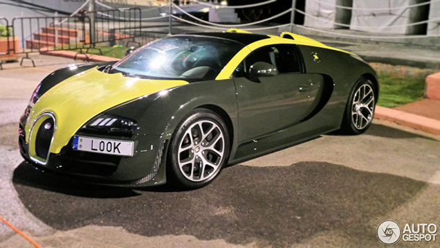 Heerlijke Bugatti Veyron 16.4 Grand Sport Vitesse op Porto Cervo 