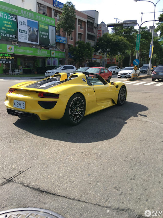 Topspot: Porsche 918 Spyder in Taiwan