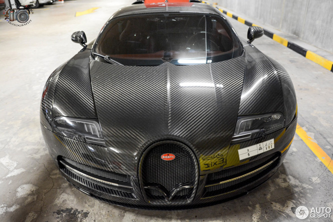 Duizelingwekkend gebruik van carbon fiber op deze Bugatti