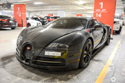 An abundance of carbon fiber on this Bugatti