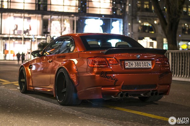 Zieke creatie: BMW M3 E93 Cabriolet door Liberty Walk