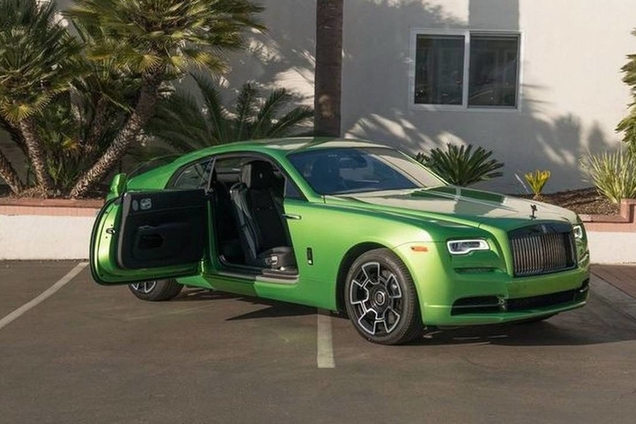 Te koop: unieke Rolls-Royce Wraith Black Badge in Java Green