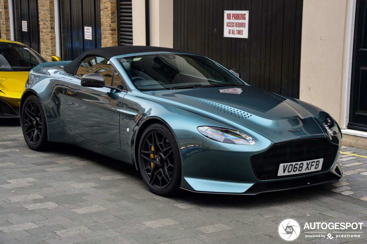 Primeur gespot: Aston Martin V12 Vantage V600 Roadster