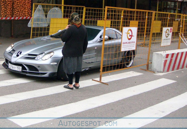 Gespot: Rijk & Arm