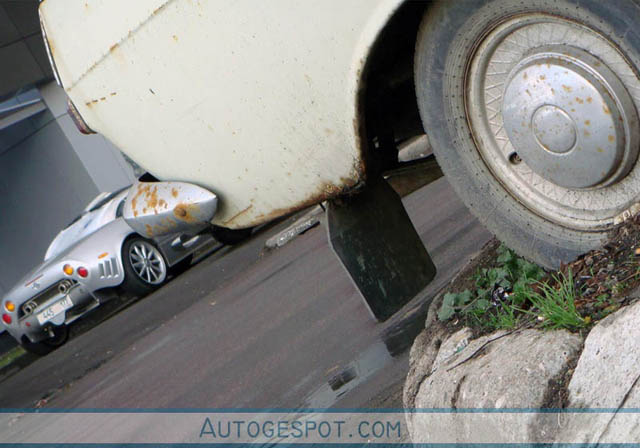 Gespot: Rijk & Arm