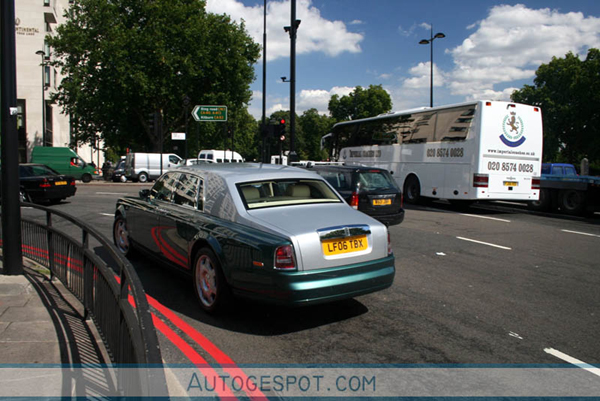 Colors of the rainbow: Rolls Royce Phantom