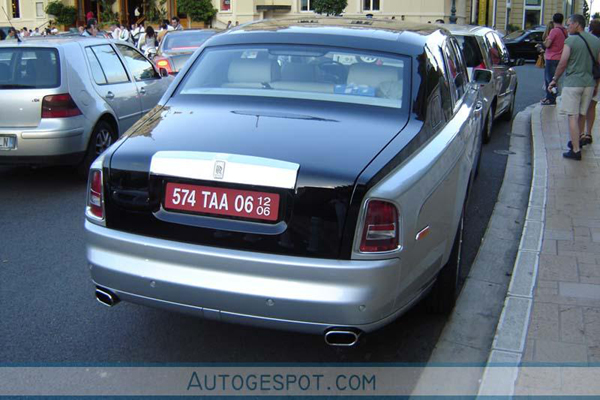 Colors of the rainbow: Rolls Royce Phantom