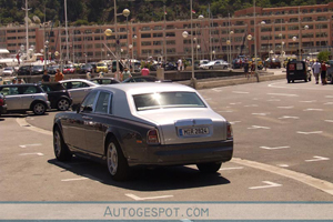 Colors of the rainbow: Rolls Royce Phantom