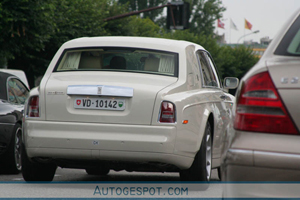 Colors of the rainbow: Rolls Royce Phantom