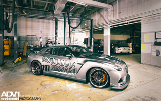  Brute one-off Nissan GT-R op ADV1. velgen