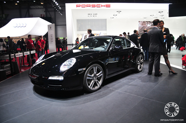 Genève 2011: Porsche 997 Carrera Black Edition