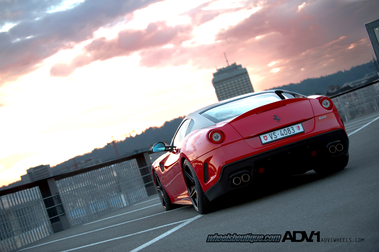 ADV.1 toont nieuw schoeisel Ferrari 599 GTO