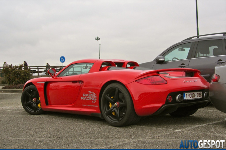 Spot van de dag: Porsche Carrera GT in Guards Red