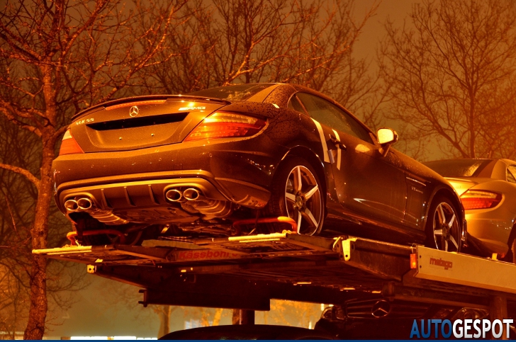 Spot van de schrikkeldag: tweemaal Mercedes-Benz SLK 55 AMG R172 