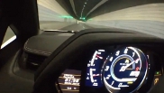 Filmpje: Lamborghini Aventador LP700-4 gaat los in tunnel